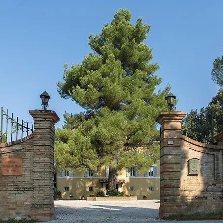 Pensión Pandolfi Elmi 3*