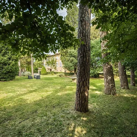 Pandolfi Elmi Pensión 3*